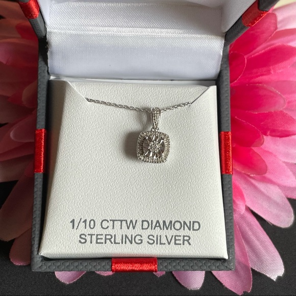 ✨Just in✨ SS diamond pendant - Picture 2 of 3